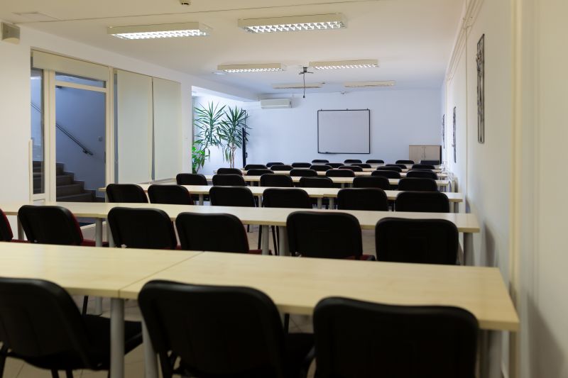 Room and negotiation room rental - Főnix Incubation House Debrecen